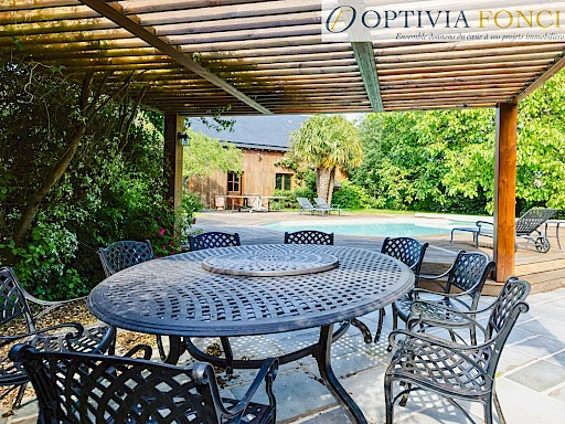 Longère Chantepie T8 pièces 267 m2 (220 m2 habitable) - 5 500 m2