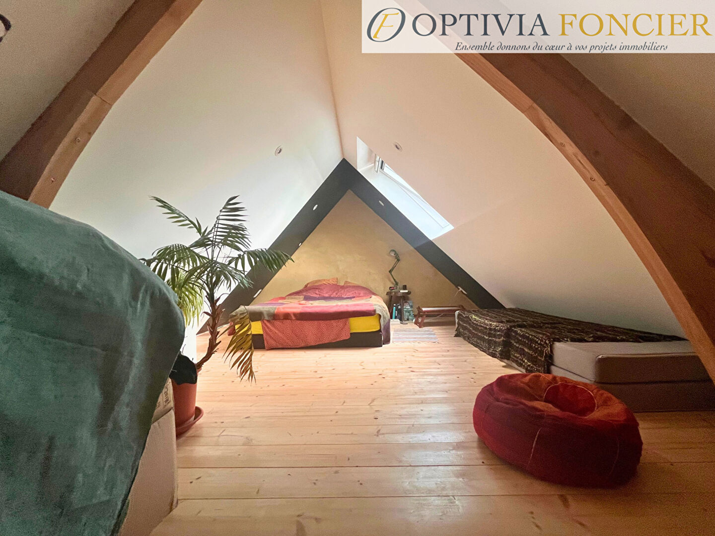 Longère en pierre T6 Guichen 140 m2 - 4 980 m2 de terrain