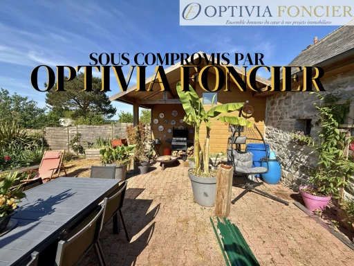 Maison T9 en pierre - 1509 m2 de terrain - Deux garages - commodités accessibles à pied