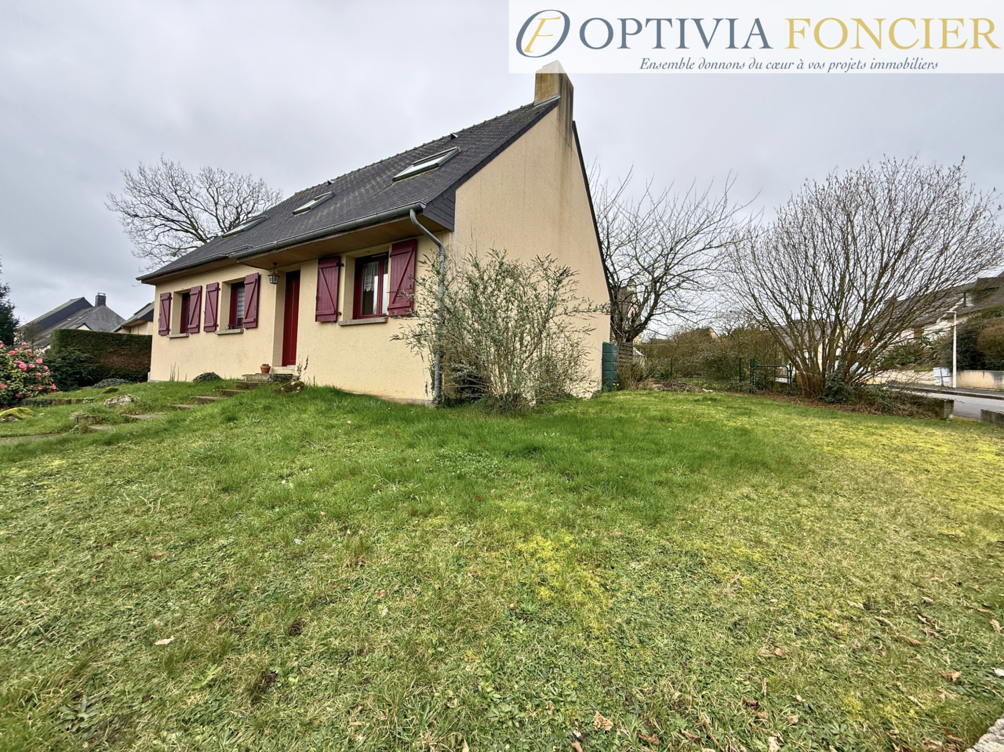 Maison T6 129 m2 - 705 m2 de terrain et 69 m2 de sous-sol (DPE : C) SOUS COMPROMIS