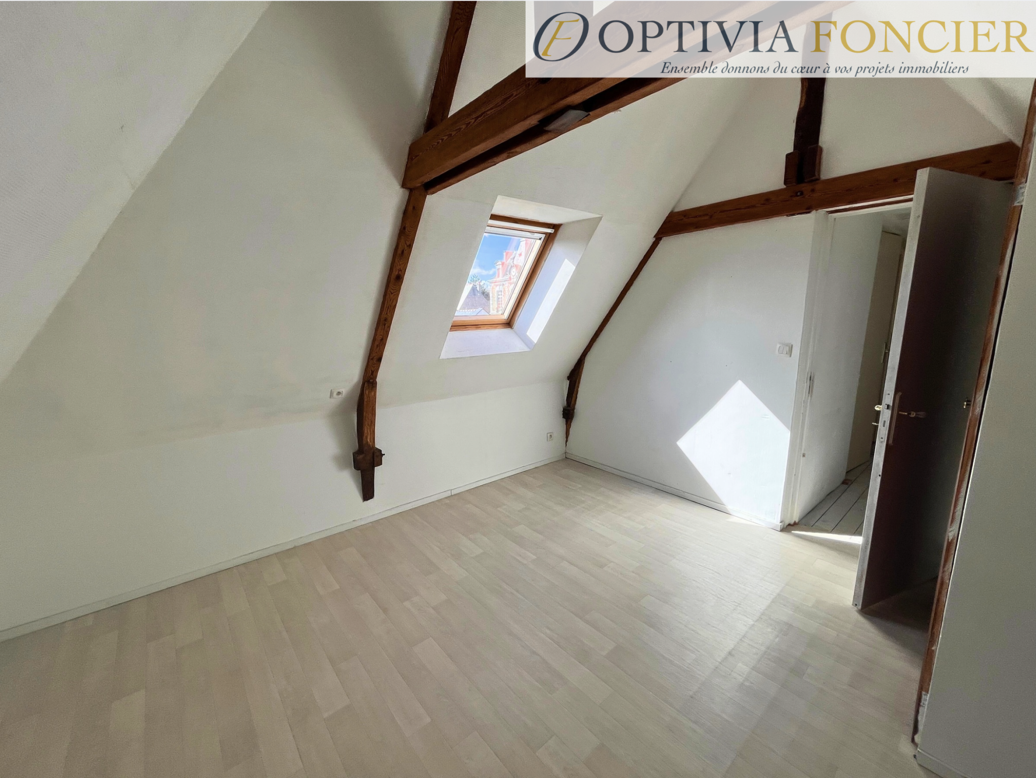 Propriété de caractère en pierre - 143 m2 - 614 m2 de terrain - Centre Bourg