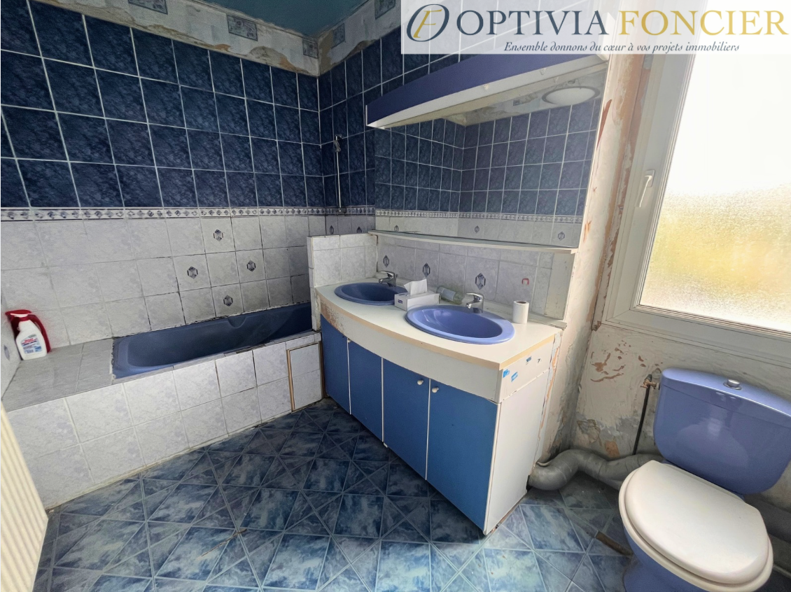 EXCLUSIVITE MAISON DE BOURG EN PIERRE A SAINT SENOUX 128 m2