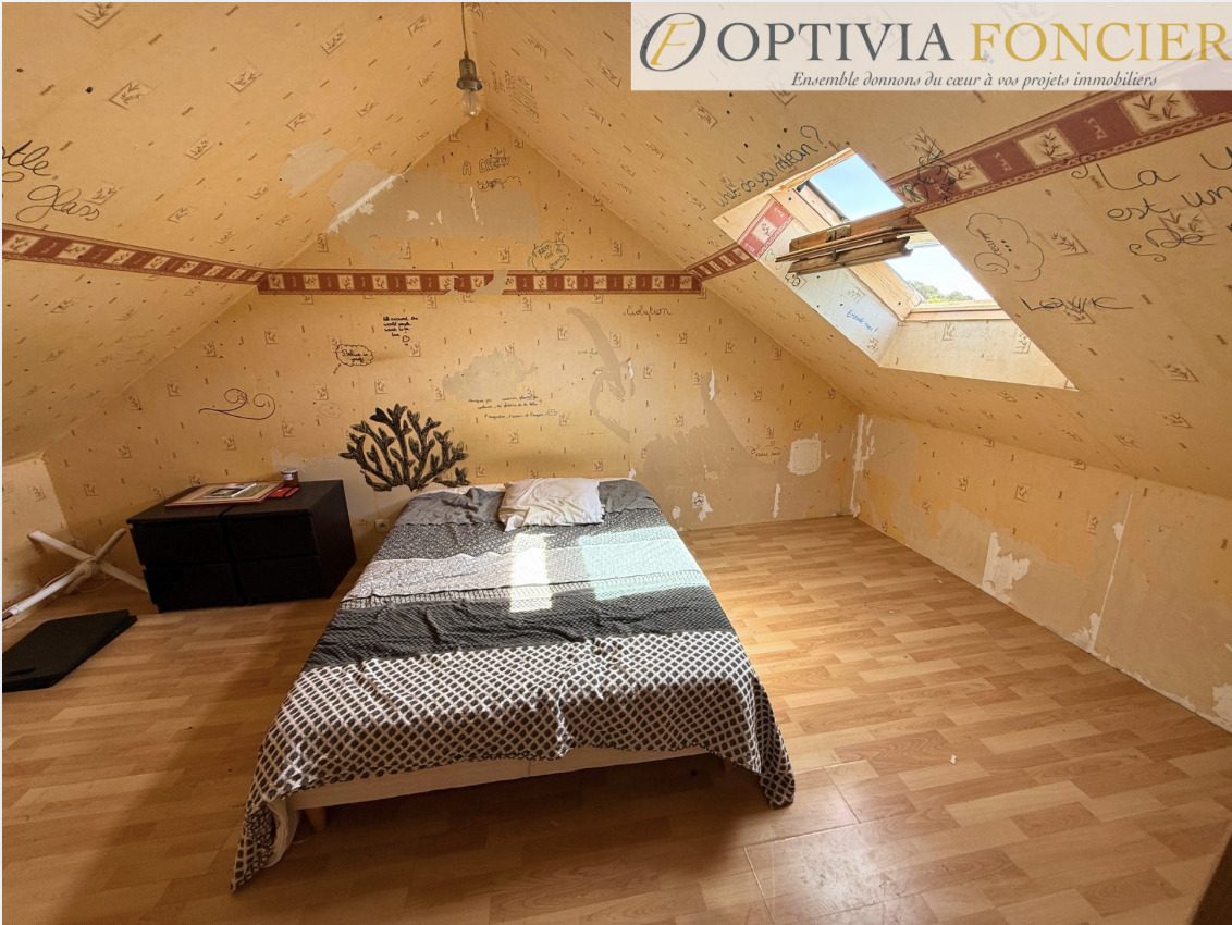 EXCLUSIVITE MAISON DE BOURG EN PIERRE A SAINT SENOUX 128 m2