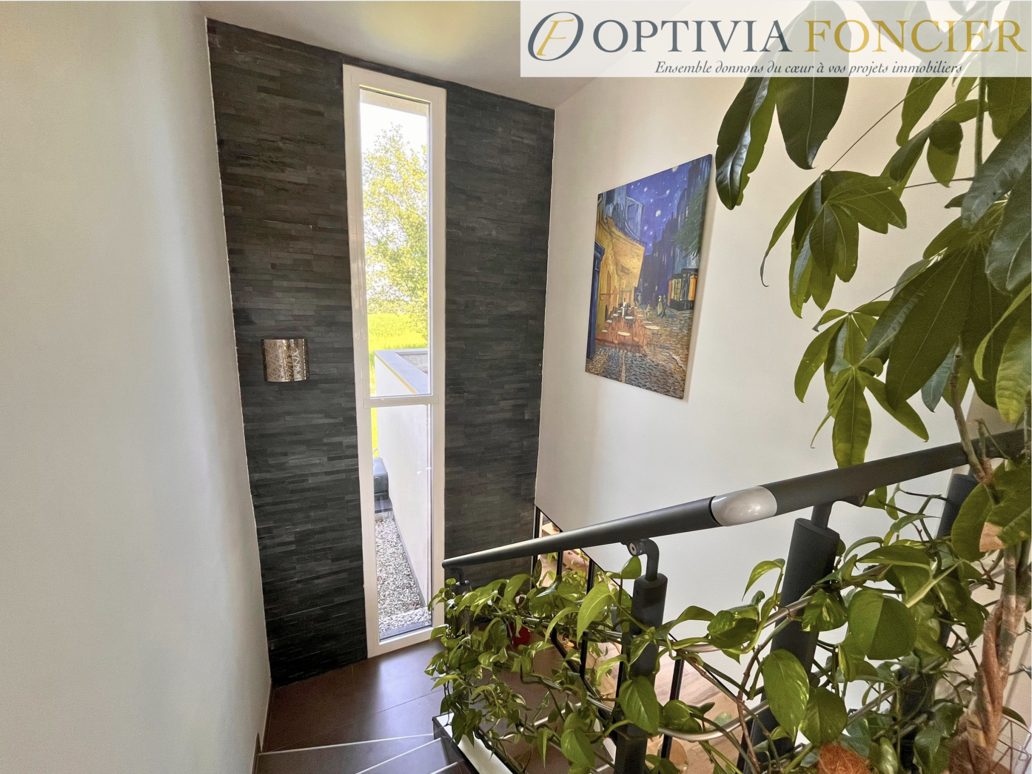 Maison contemporaine 2014 - T8 - CHANTELOUP - DPE : B 197 m2 - 1300 m2 de terrain