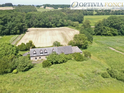 Longère à fort potentiel 458 m2 et 5140 m2 de terrain