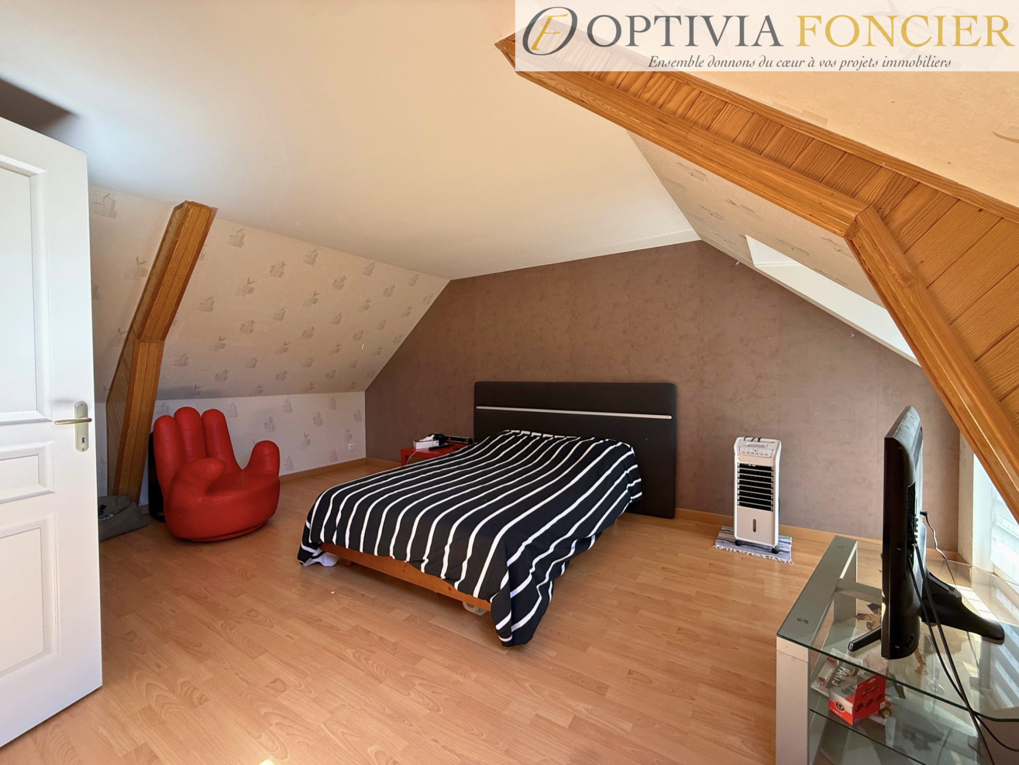 EXCLUSIVITE - MAISON T7 - BRUZ - Quartier prisé - 190 m2 - 997 m2 de terrain clos