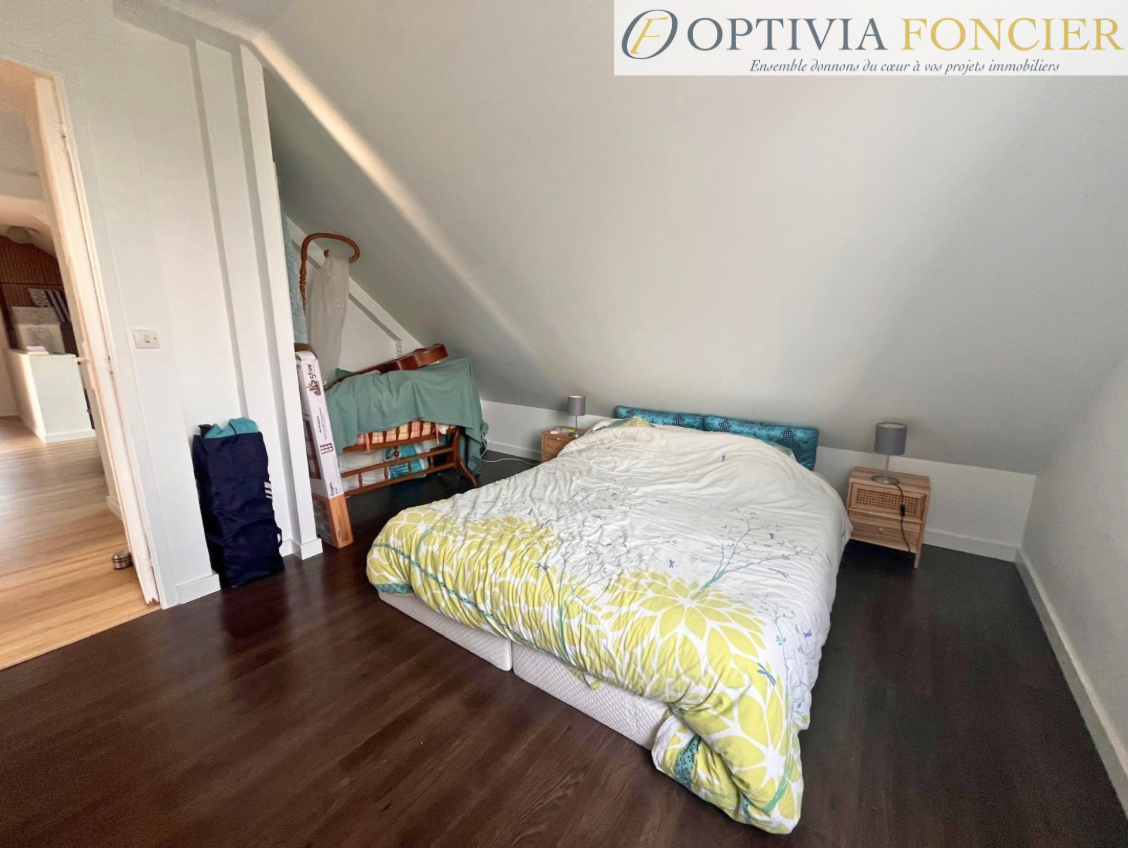 Propriété T7 1421 m2 avec sous-sol complet (100 m2) et 4 200 m2 de terrain