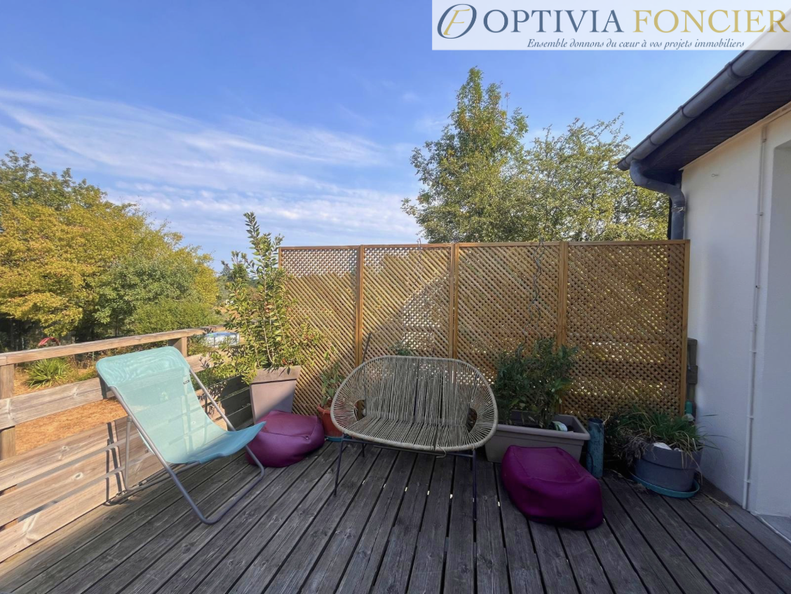 Propriété T7 1421 m2 avec sous-sol complet (100 m2) et 4 200 m2 de terrain