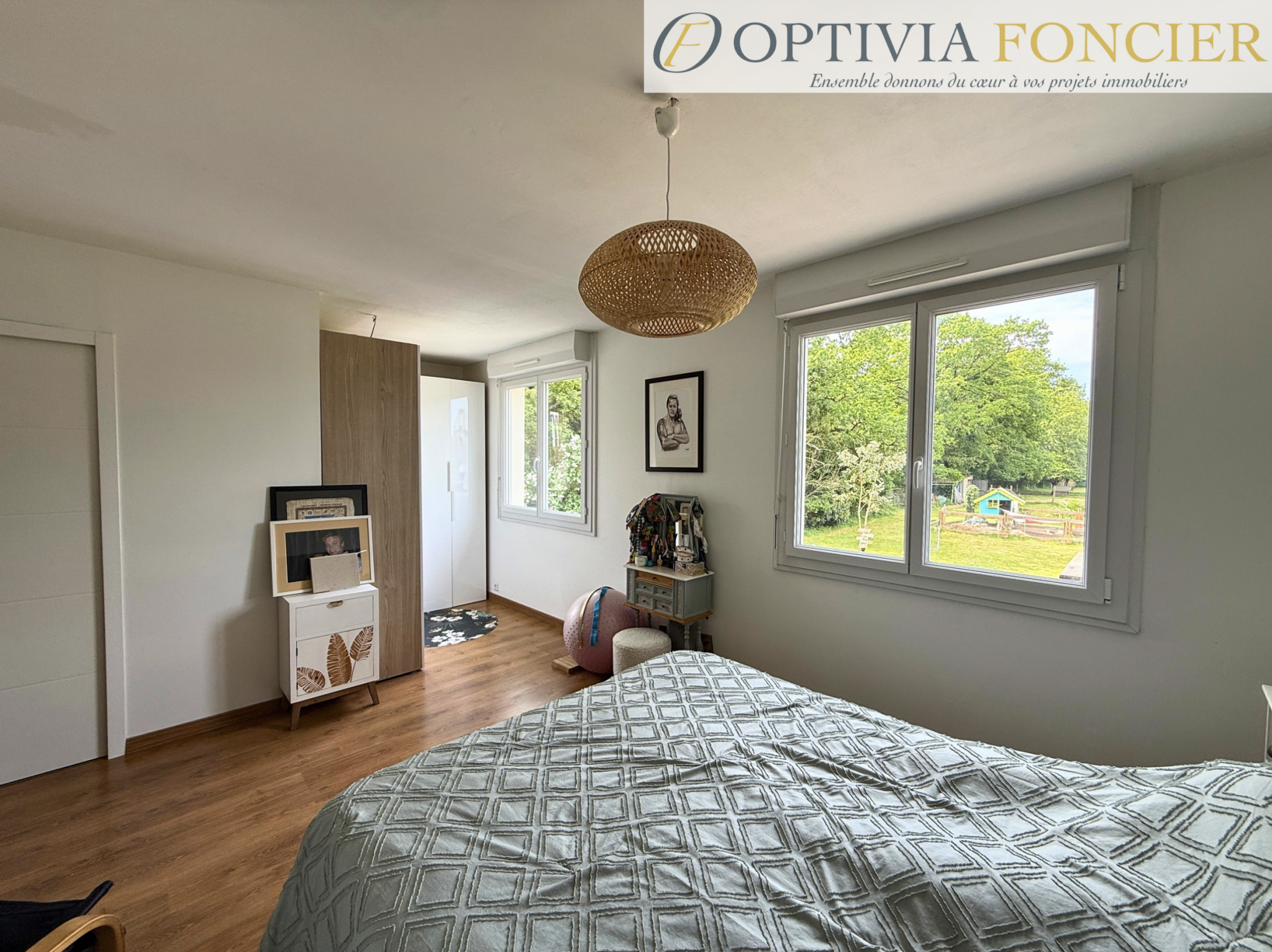 Propriété T7 1421 m2 avec sous-sol complet (100 m2) et 4 200 m2 de terrain