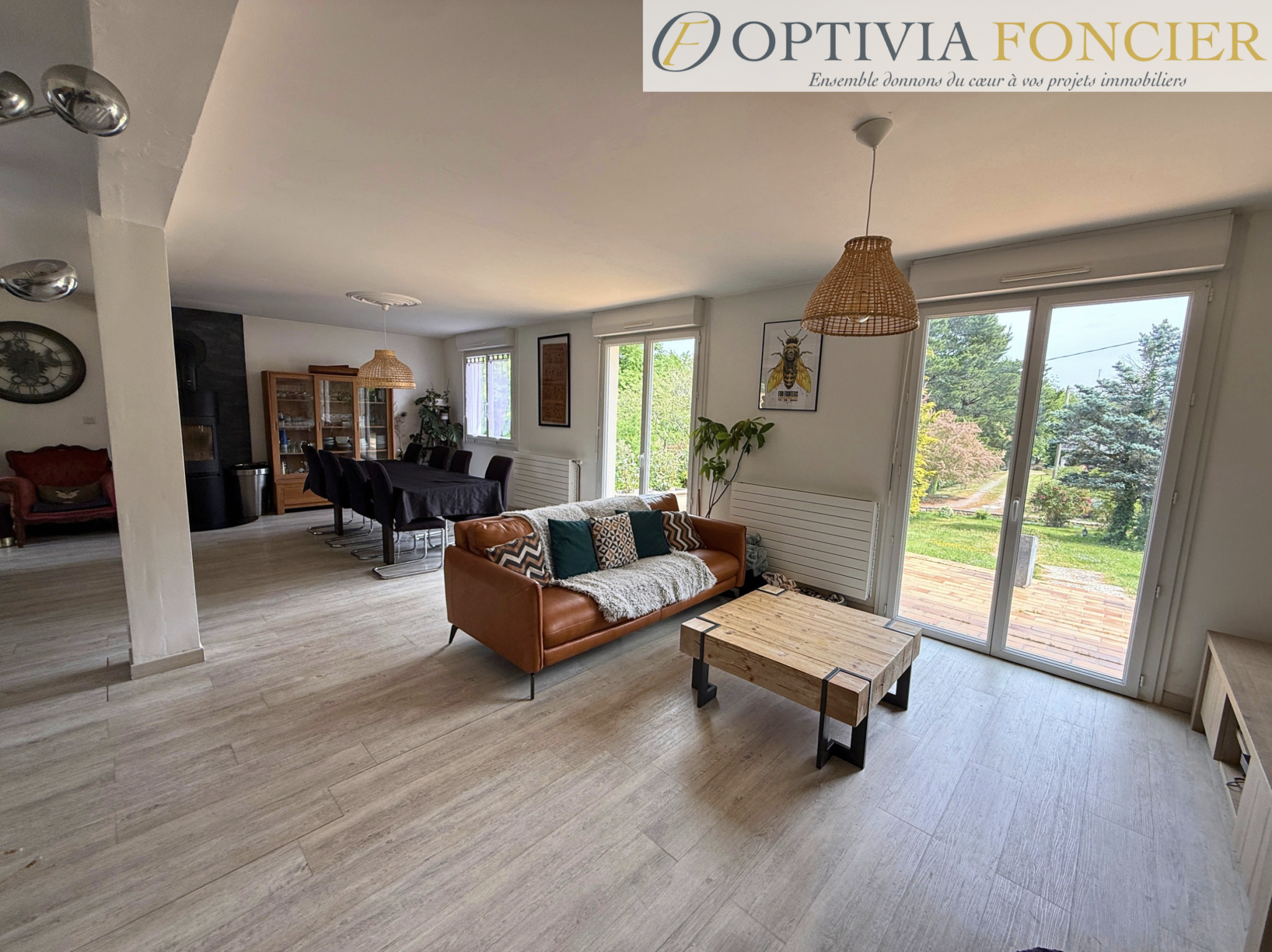 Propriété T7 1421 m2 avec sous-sol complet (100 m2) et 4 200 m2 de terrain