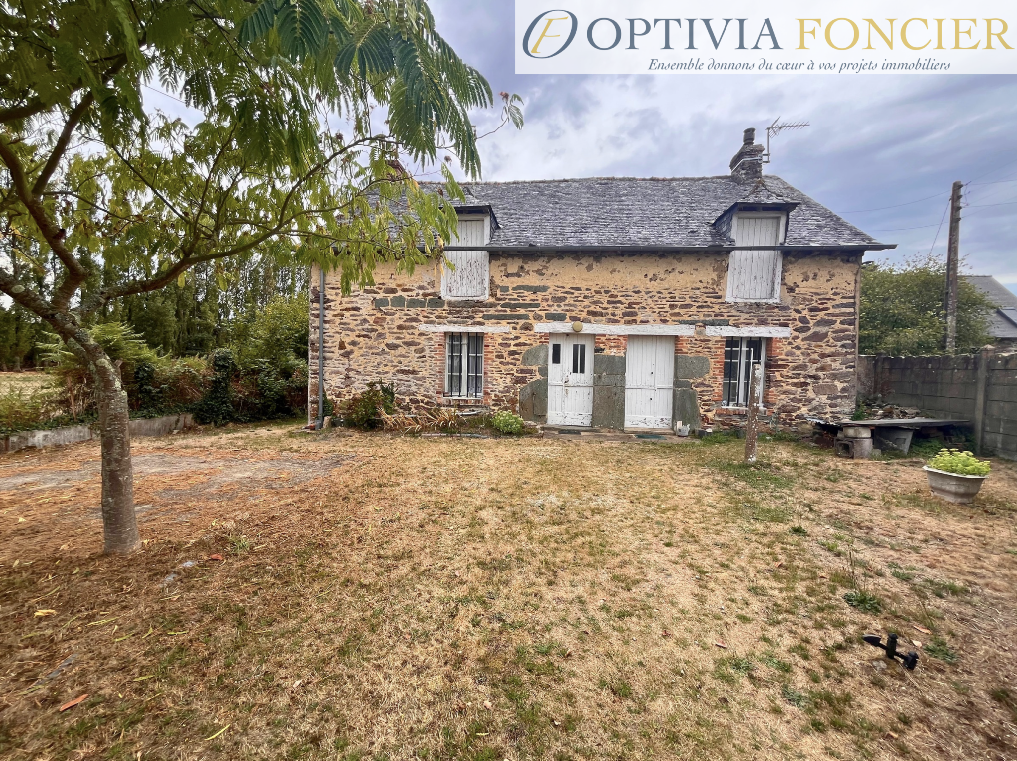 Maison T3 avec un terrain de 1 380 m2 située à Bruz (150 m2 dans la configuration actuelle + extension possibl