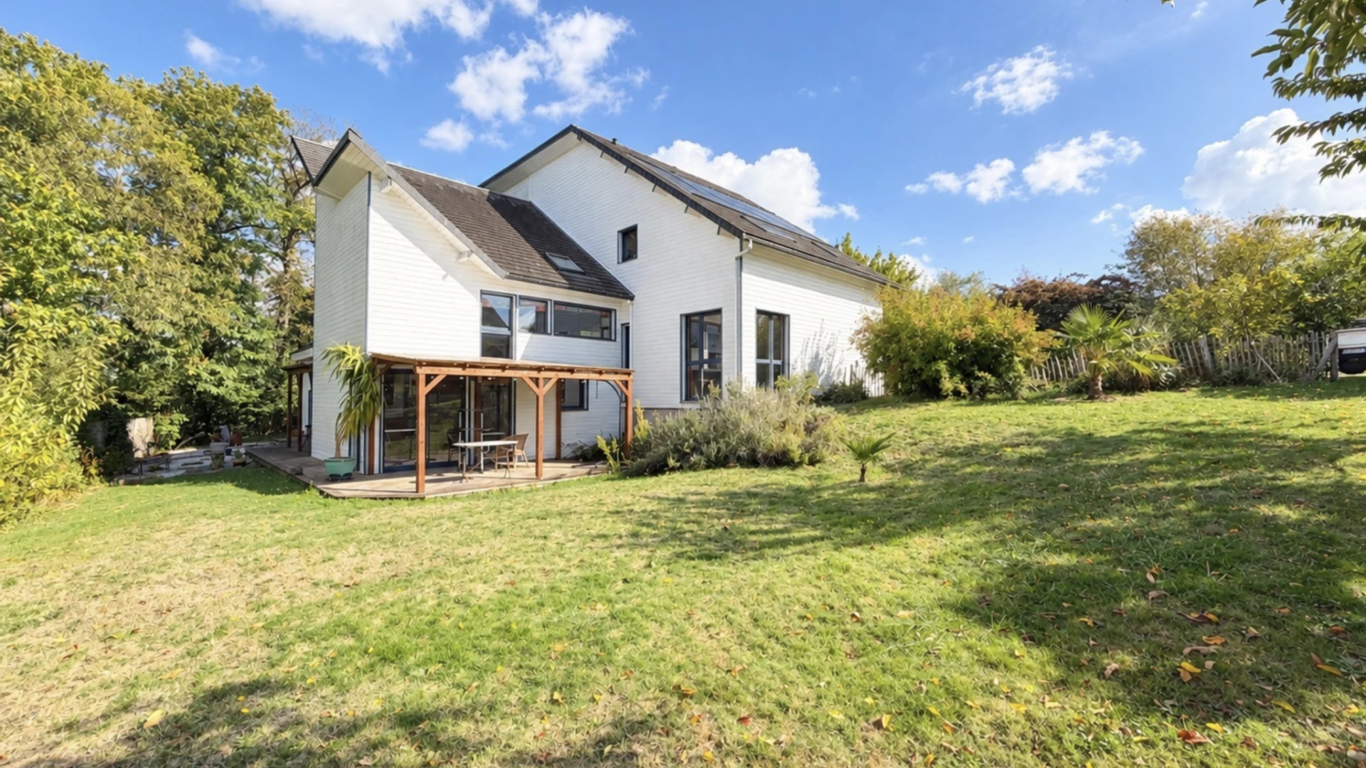 Maison 8 pièces 245 m² · à Guichen · 245 m² · 455 800 €