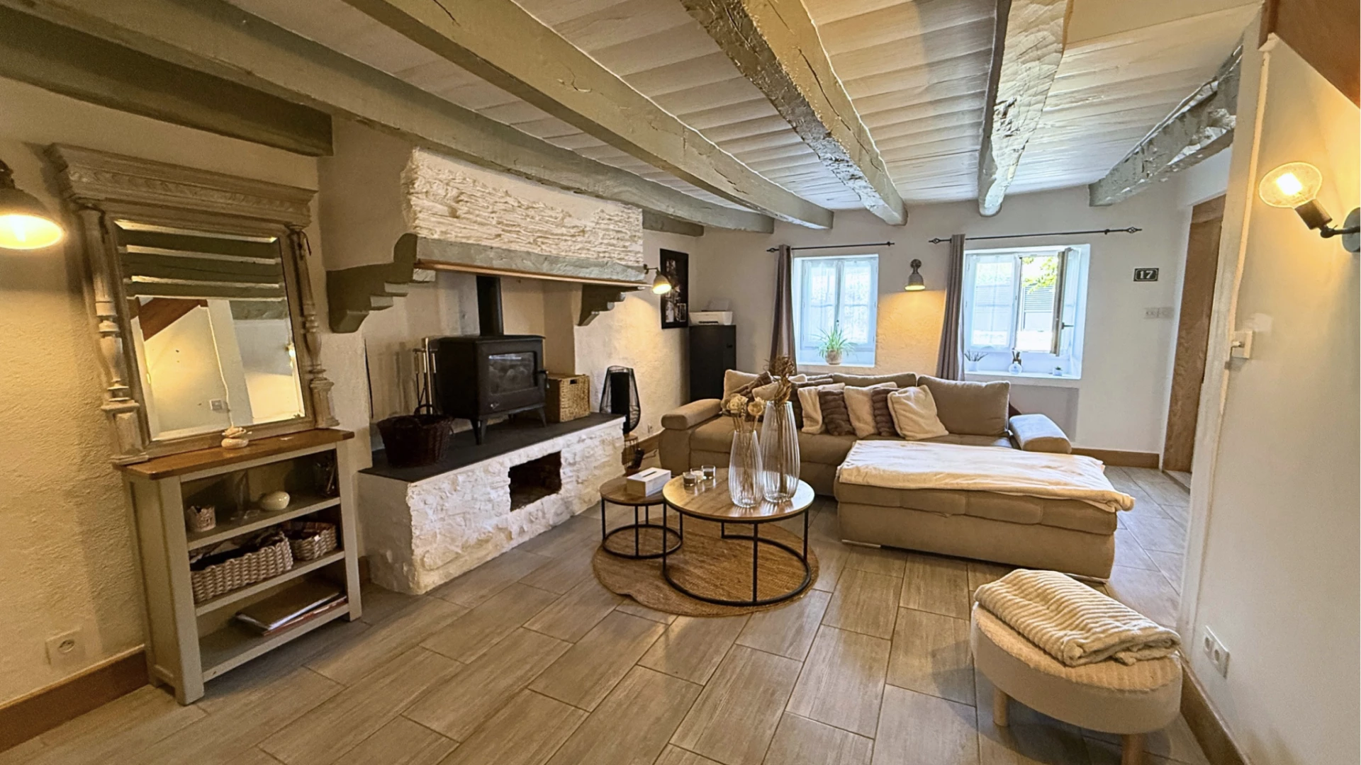 Maison 5 pièces 140 m² · à Sixt-sur-Aff · 140 m² · 258 900 €