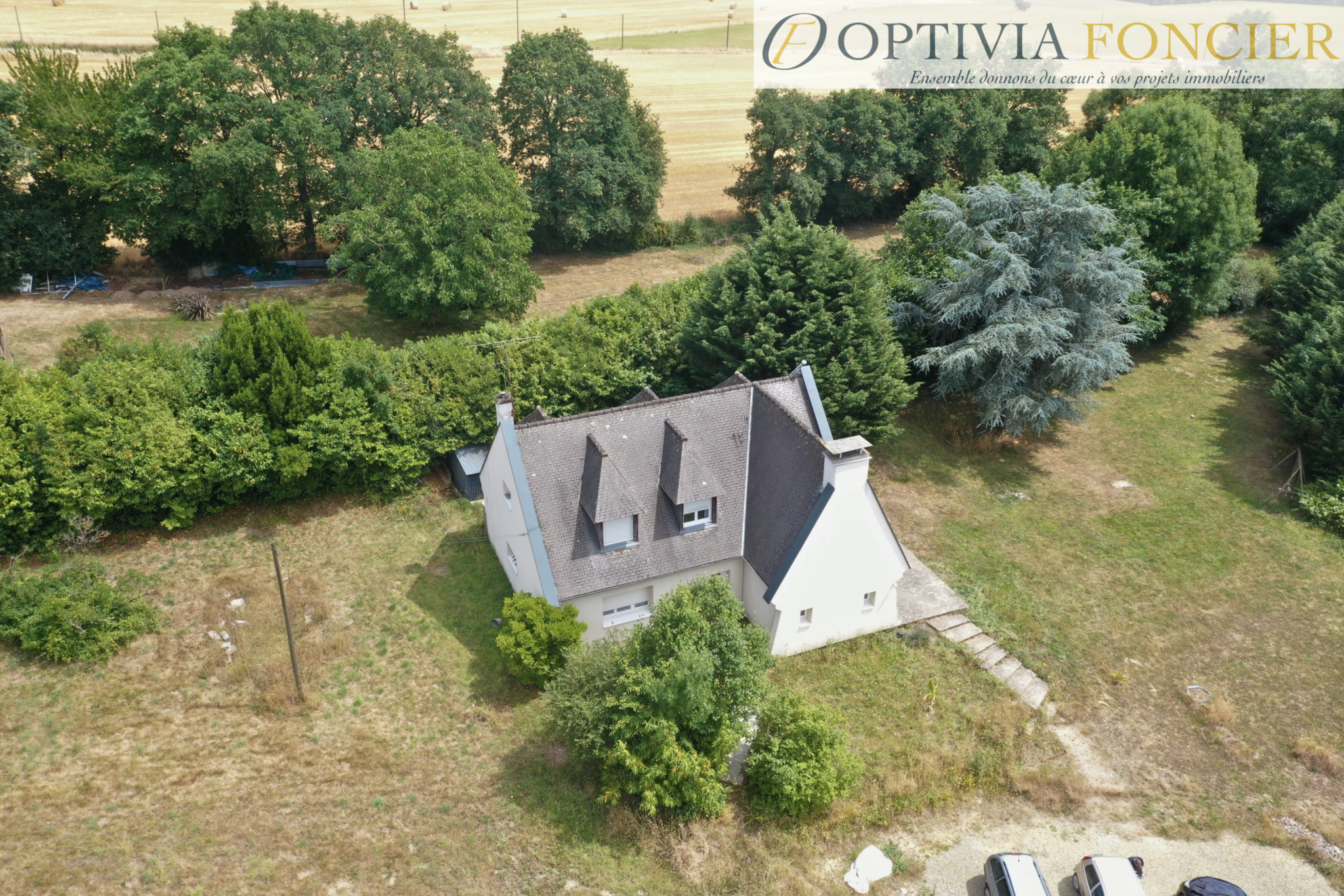 Maison familiale de 167 m2 et 3408 m2 de terrain fort potentiel à exploiter