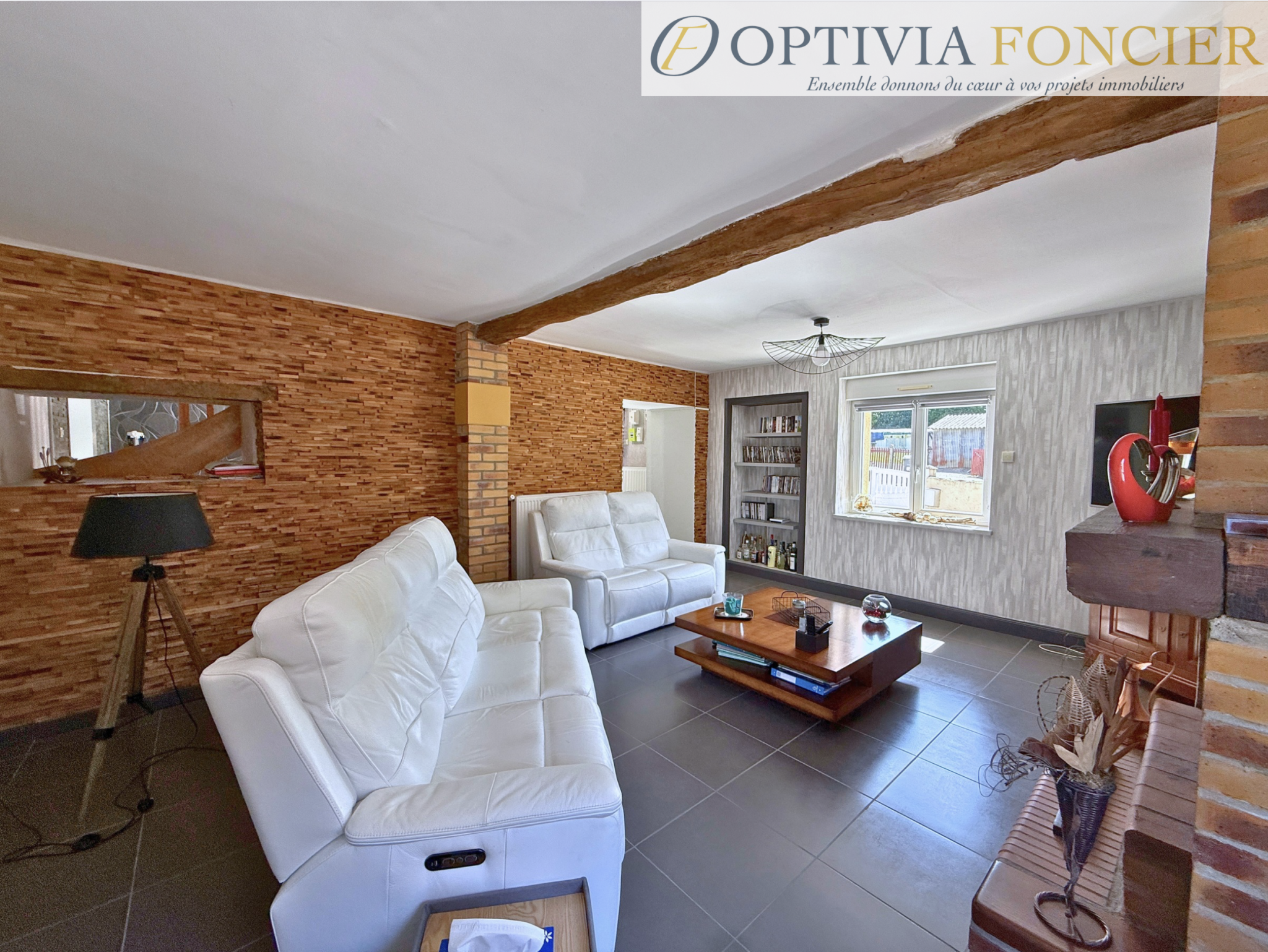 MAISON T7 - BRUZ - Quartier prisé - 190 m2 - 997 m2 de terrain clos