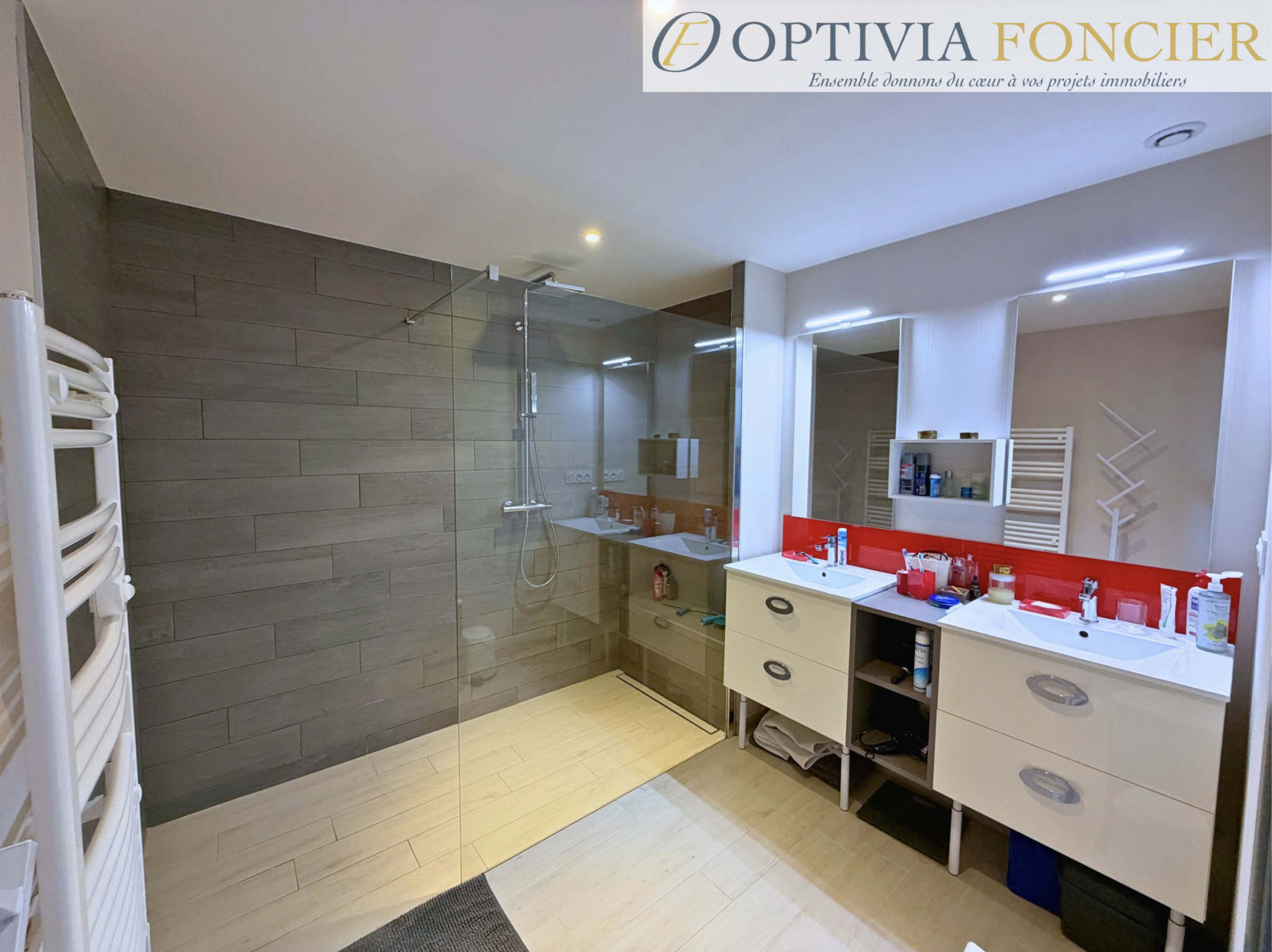MAISON T7 - BRUZ - Quartier prisé - 190 m2 - 997 m2 de terrain clos
