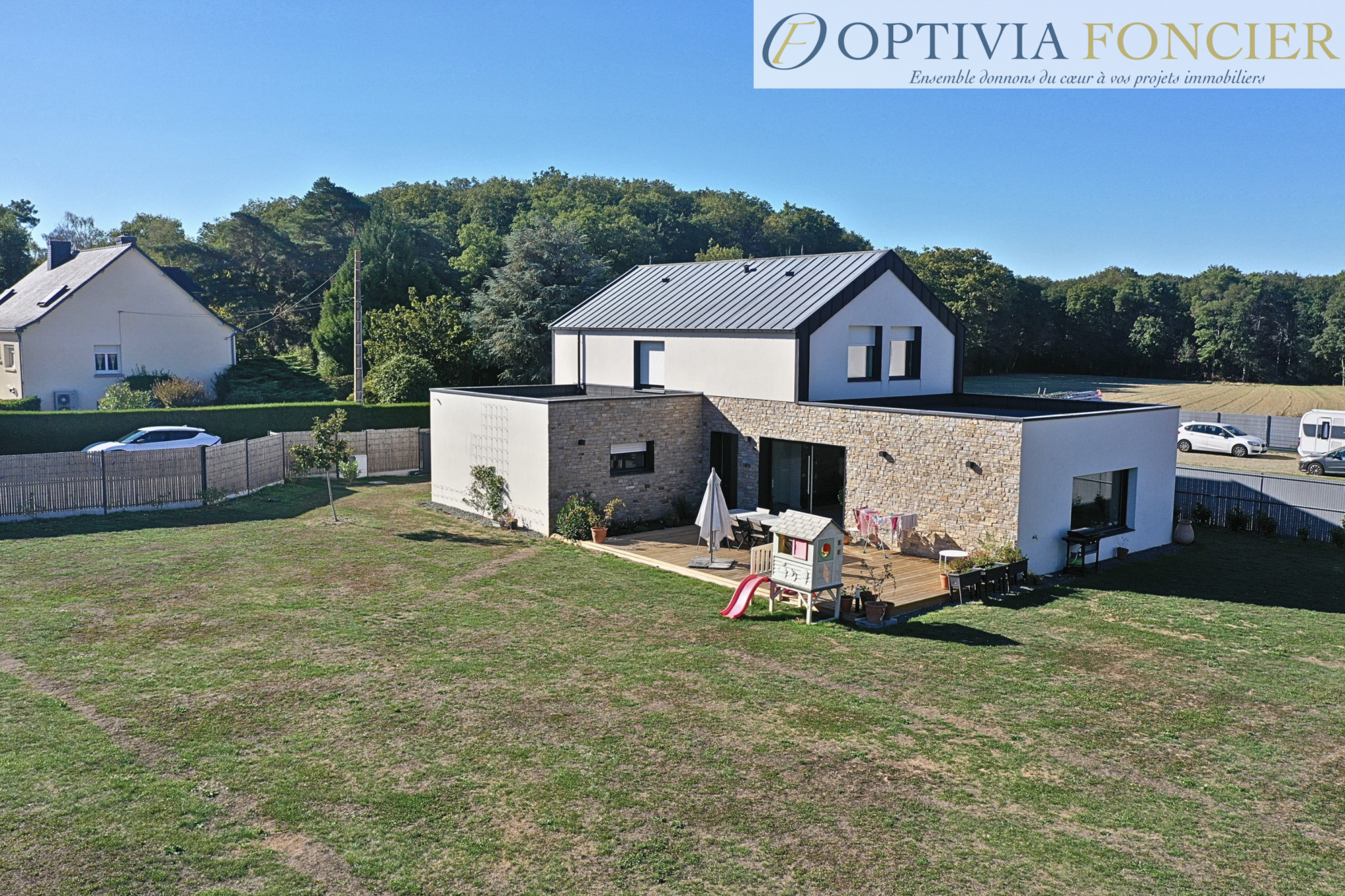 Maison d'architecte de 2023 de 160 m2 sur Guichen (Prestations haut de gamme)